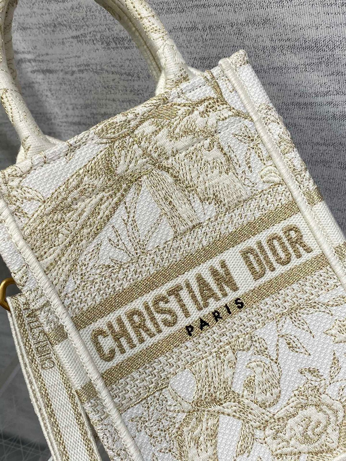 Pronta Entrega – Bolsa Dior Tote Book Mini