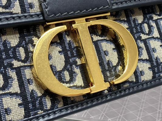 Pronta Entrega – Bolsa Dior 30 Montaigne Avenue