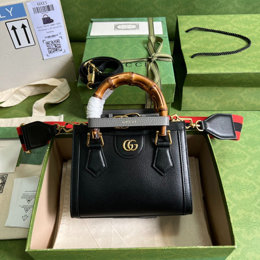 Pronta Entrega – Bolsa Gucci Diana Mini Tote