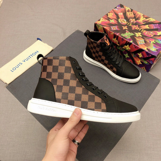 Pronta Entrega – Tênis Modelo LV