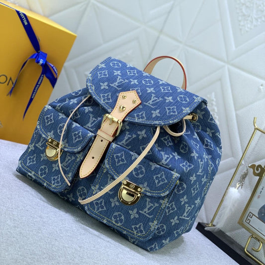 Pronta Entrega – Mochila Modelo Louis Vuitton Monogram Denim Logo Gold Tan