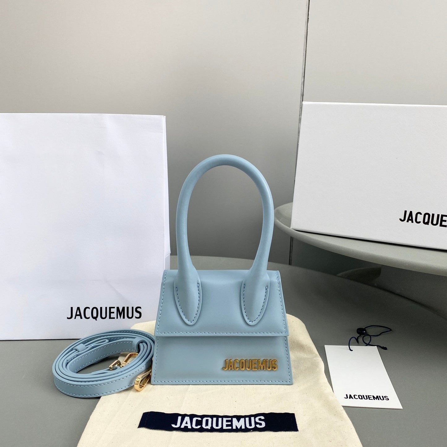 Pronta Entrega – Bolsa Modelo Jacquemus Le Chiquito