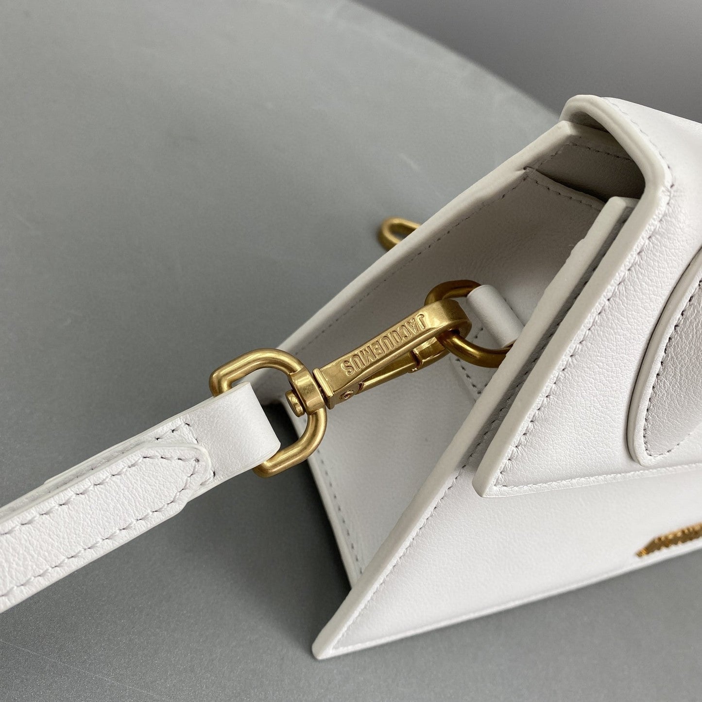 Pronta Entrega – Bolsa Modelo Jacquemus Le Chiquito Noeud