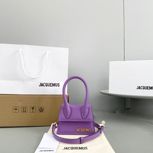 Pronta Entrega – Bolsa Modelo Jacquemus Le Chiquito