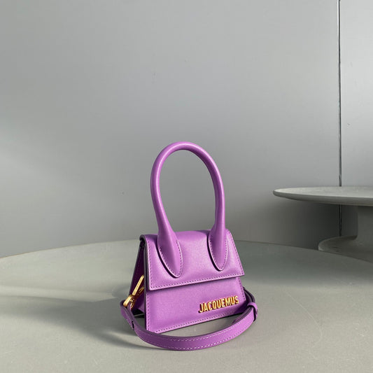 Pronta Entrega – Bolsa Modelo Jacquemus Le Chiquito