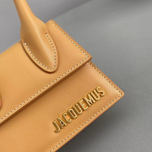 Pronta Entrega – Bolsa Modelo Jacquemus Le Chiquito