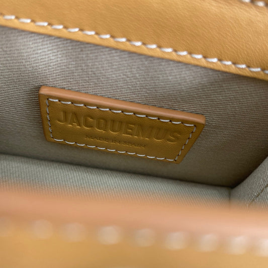 Pronta Entrega – Bolsa Modelo Jacquemus Le Chiquito