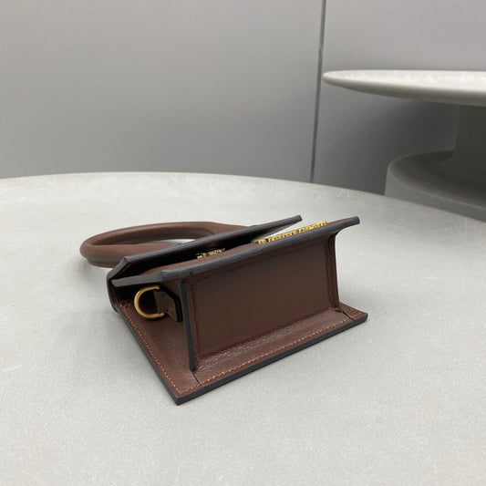 Pronta Entrega – Bolsa Modelo Jacquemus Le Chiquito
