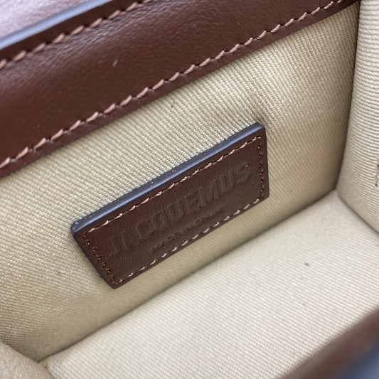 Pronta Entrega – Bolsa Modelo Jacquemus Le Chiquito