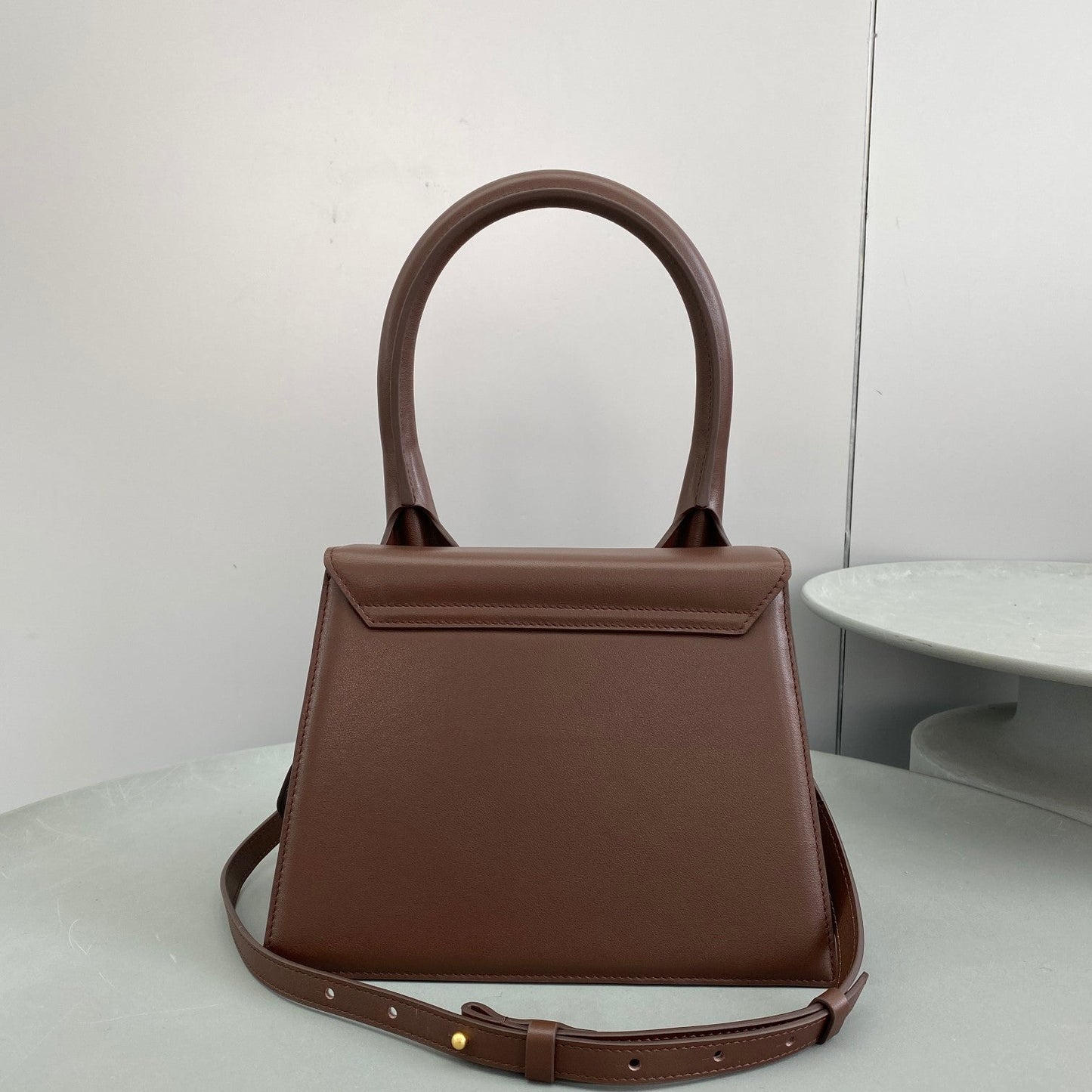 Pronta Entrega – Bolsa Modelo Jacquemus Le Grand Chiquito