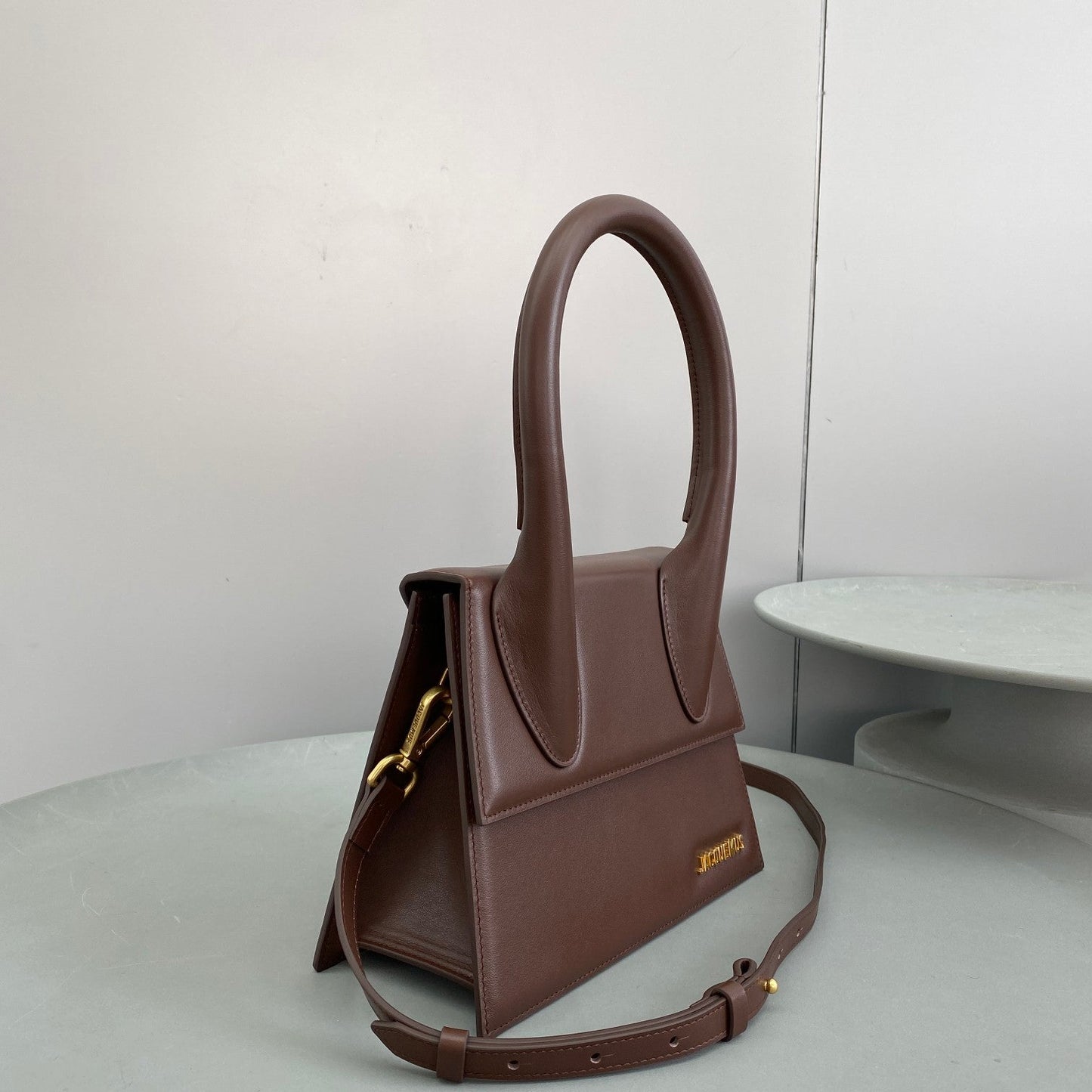 Pronta Entrega – Bolsa Modelo Jacquemus Le Grand Chiquito