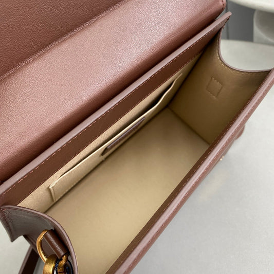 Pronta Entrega – Bolsa Modelo Jacquemus Le Grand Chiquito