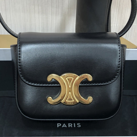 Pronta Entrega – PRONTA-ENTREGA – Bolsa Modelo Celine  Mini Triomphe