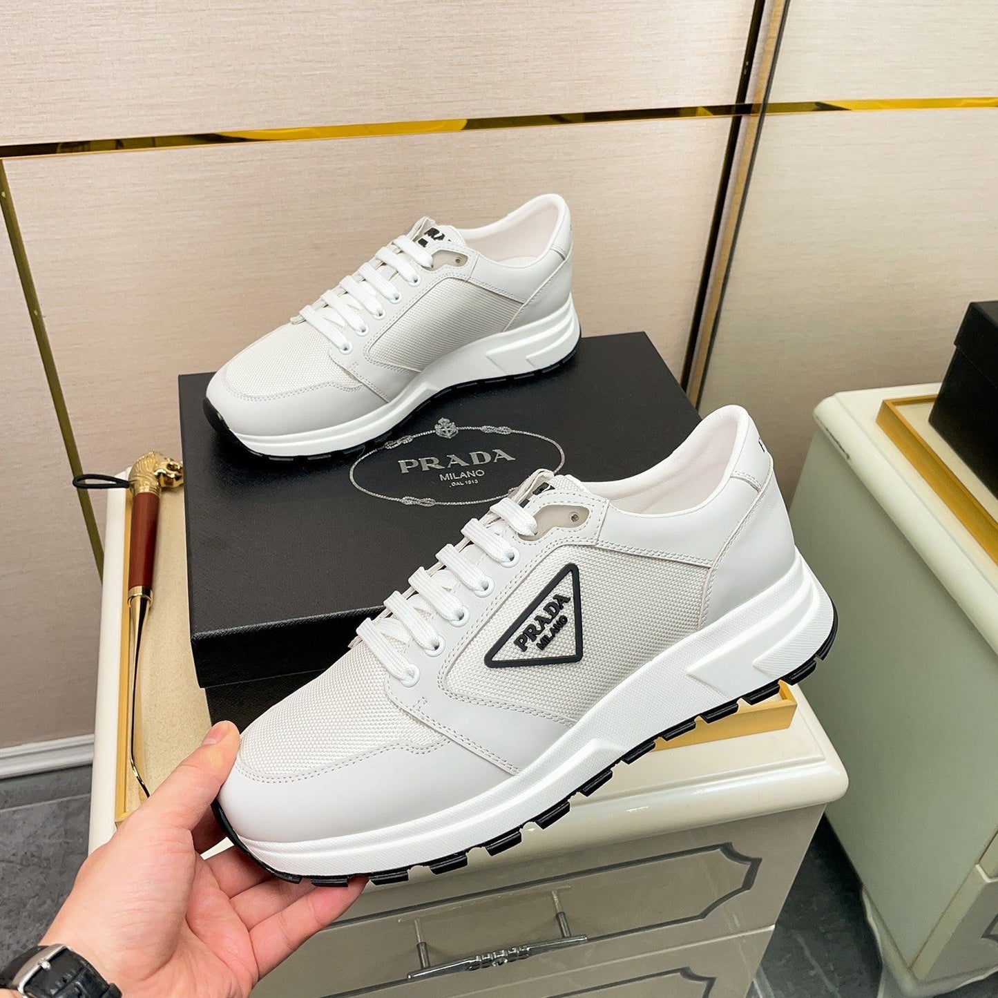 Pronta Entrega – Tênis Modelo Prada