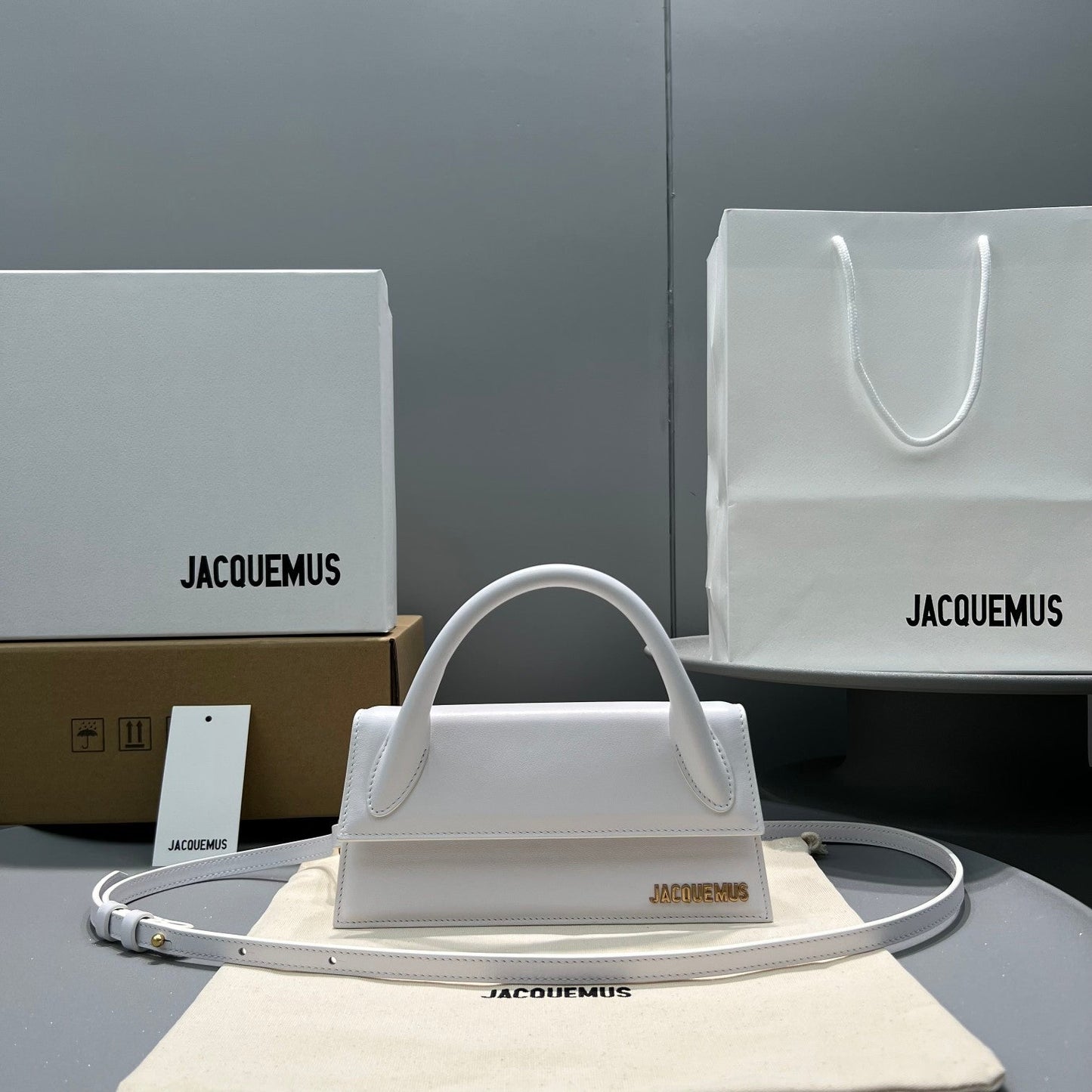Pronta Entrega – Bolsa Modelo Jacquemus Le Chiquito Long