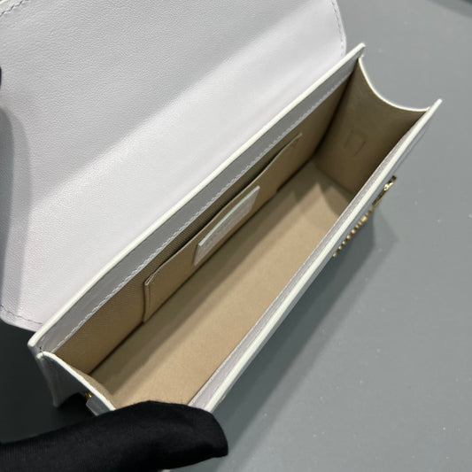Pronta Entrega – Bolsa Modelo Jacquemus Le Chiquito Long