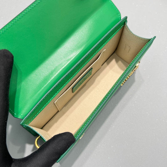 Pronta Entrega – Bolsa Modelo Jacquemus Le Chiquito Long
