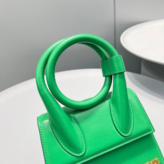 Pronta Entrega – Bolsa Modelo Jacquemus Le Chiquito Noeud