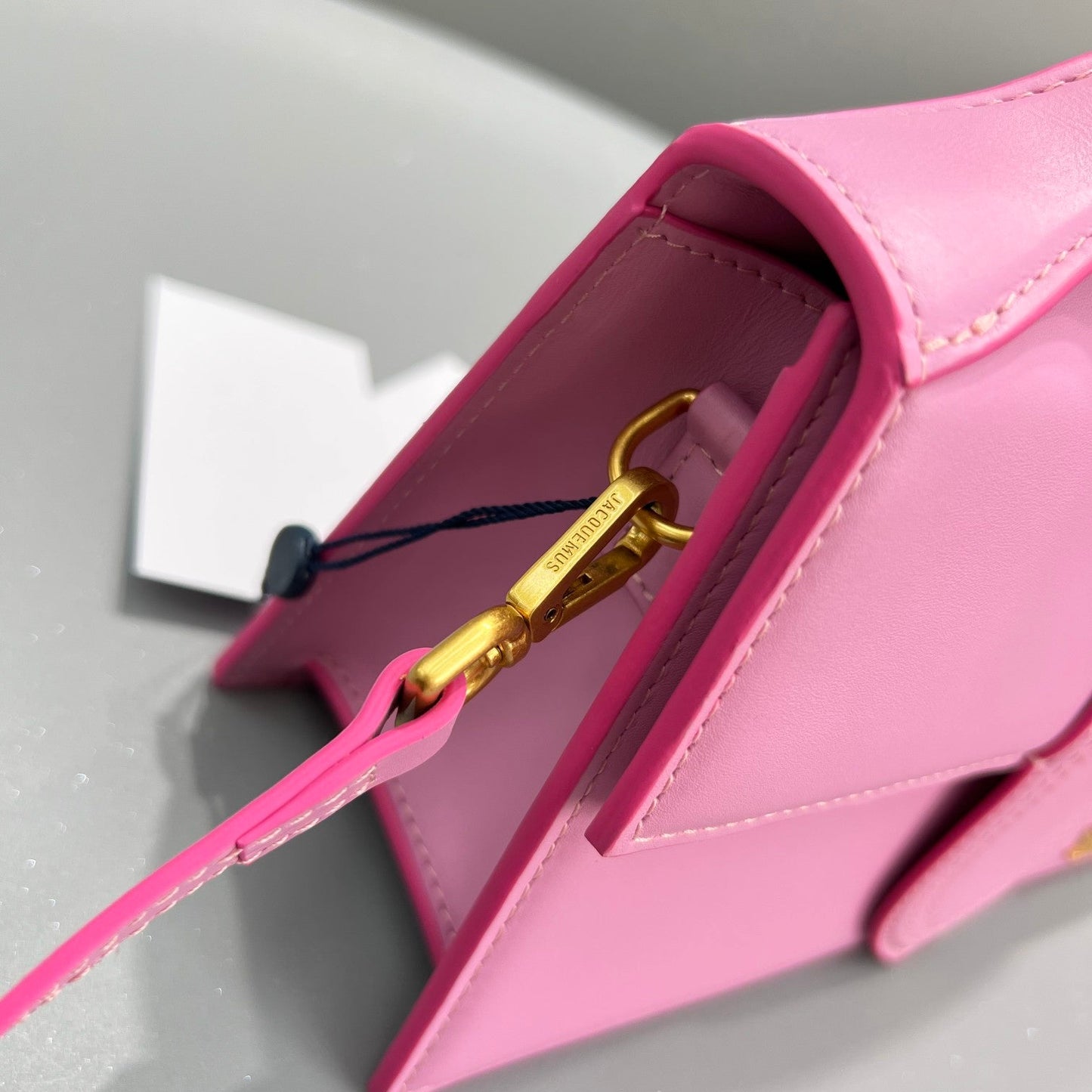 Pronta Entrega – Bolsa Modelo Jacquemus Tote Le Grand Bambino de Couro
