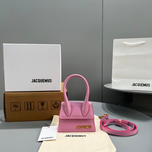 Pronta Entrega – Bolsa Modelo Jacquemus Le Chiquito