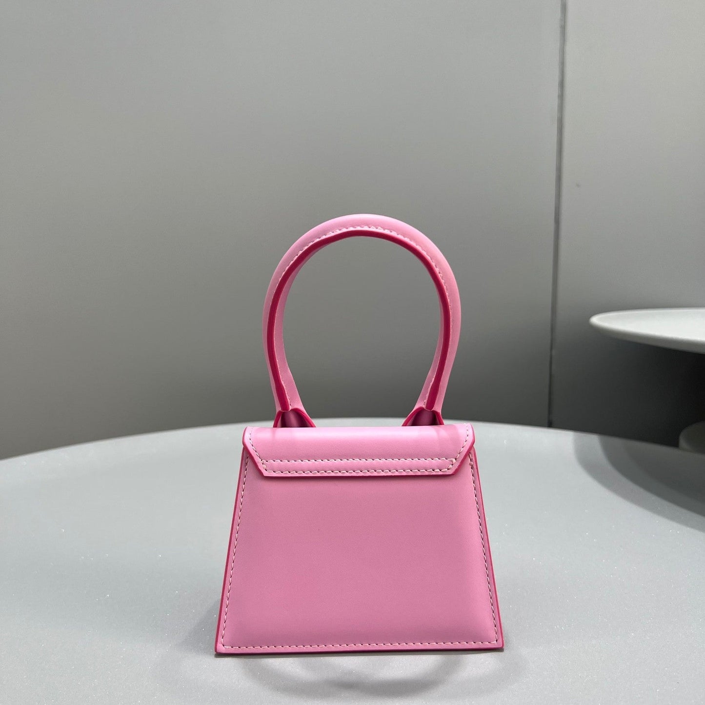 Pronta Entrega – Bolsa Modelo Jacquemus Le Chiquito