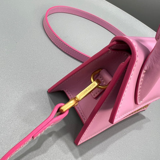 Pronta Entrega – Bolsa Modelo Jacquemus Le Chiquito