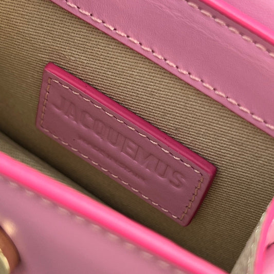 Pronta Entrega – Bolsa Modelo Jacquemus Le Chiquito