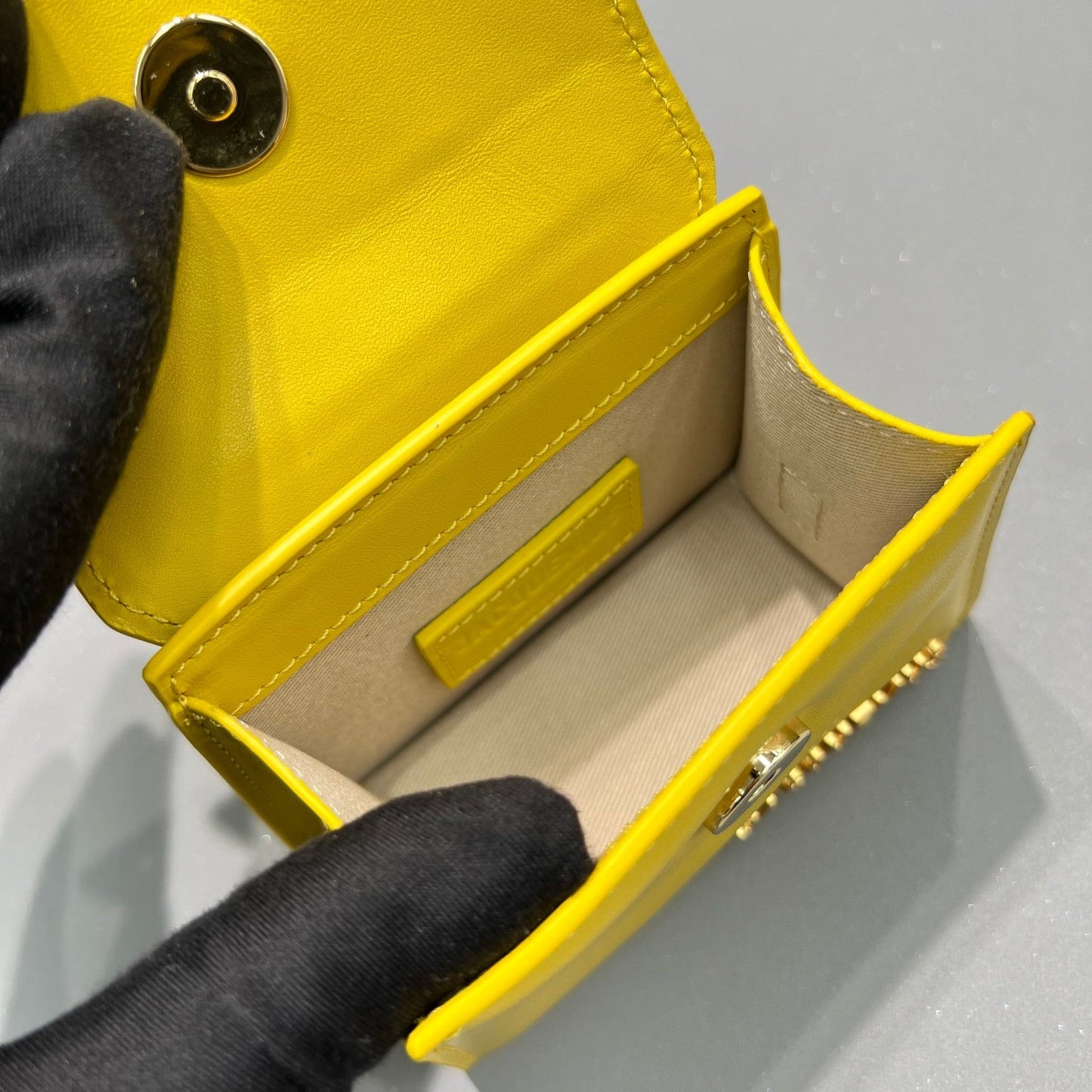 Pronta Entrega – Bolsa Modelo Jacquemus Le Chiquito