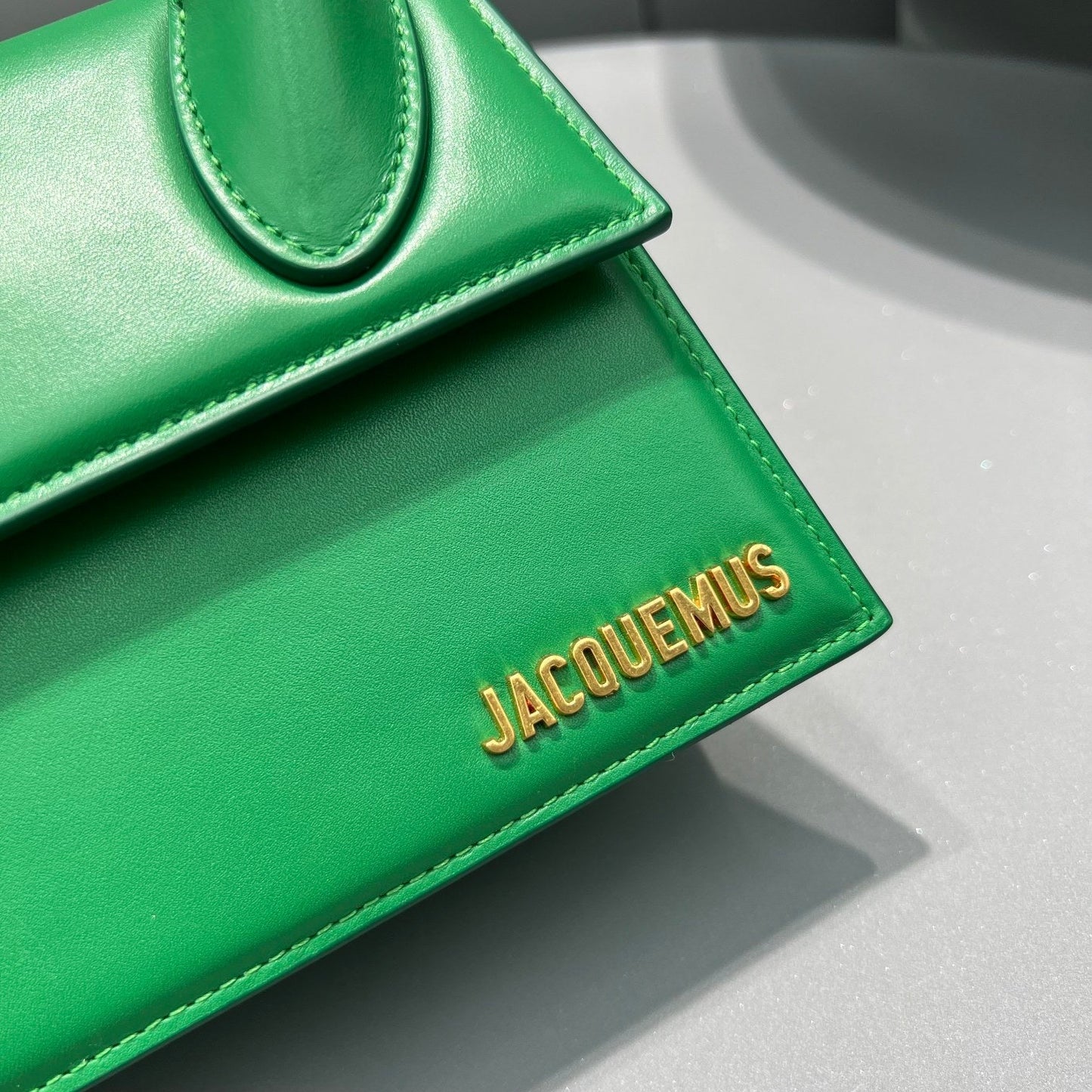 Pronta Entrega – Bolsa Modelo Jacquemus Le Chiquito Moyen