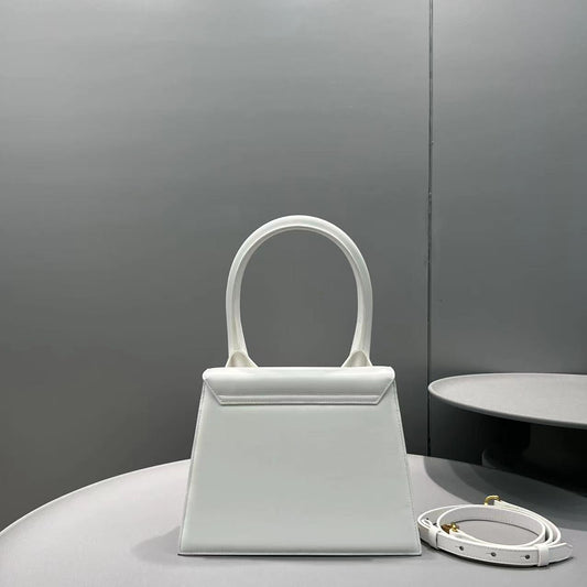 Pronta Entrega – Bolsa Modelo Jacquemus Le Chiquito Moyen