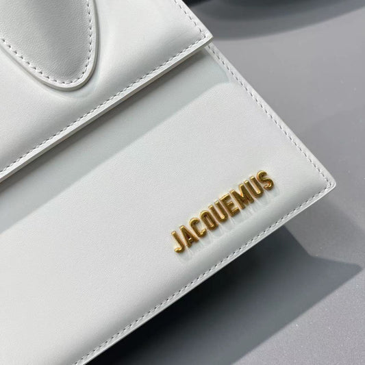 Pronta Entrega – Bolsa Modelo Jacquemus Le Chiquito Moyen