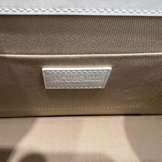 Pronta Entrega – Bolsa Modelo Jacquemus Le Chiquito Moyen