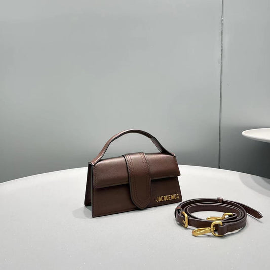 Pronta Entrega – Bolsa Modelo Jacquemus Tote Le Bambino de Couro
