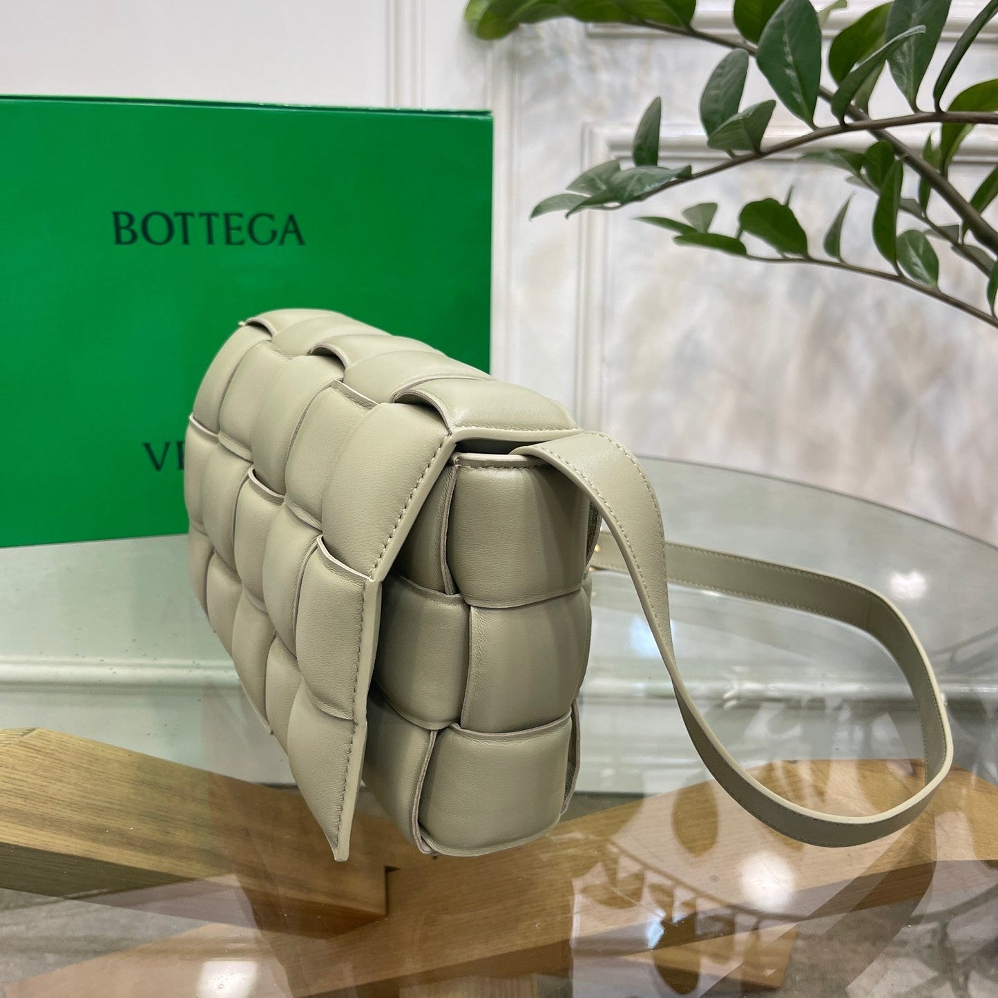Pronta Entrega – Bolsa Modelo Bottega Cassete Transversal