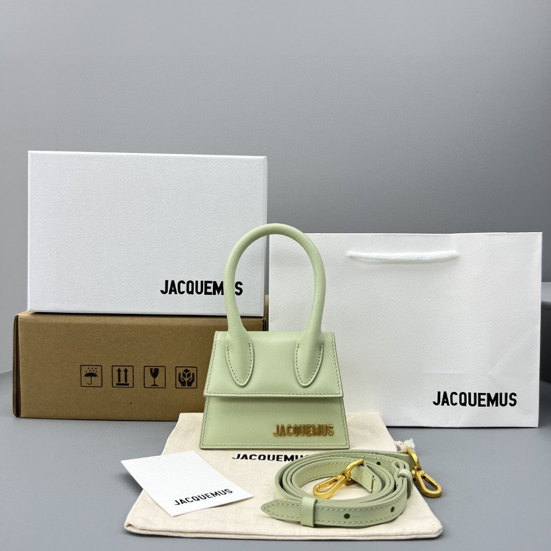 Pronta Entrega – Bolsa Modelo Jacquemus Le Chiquito