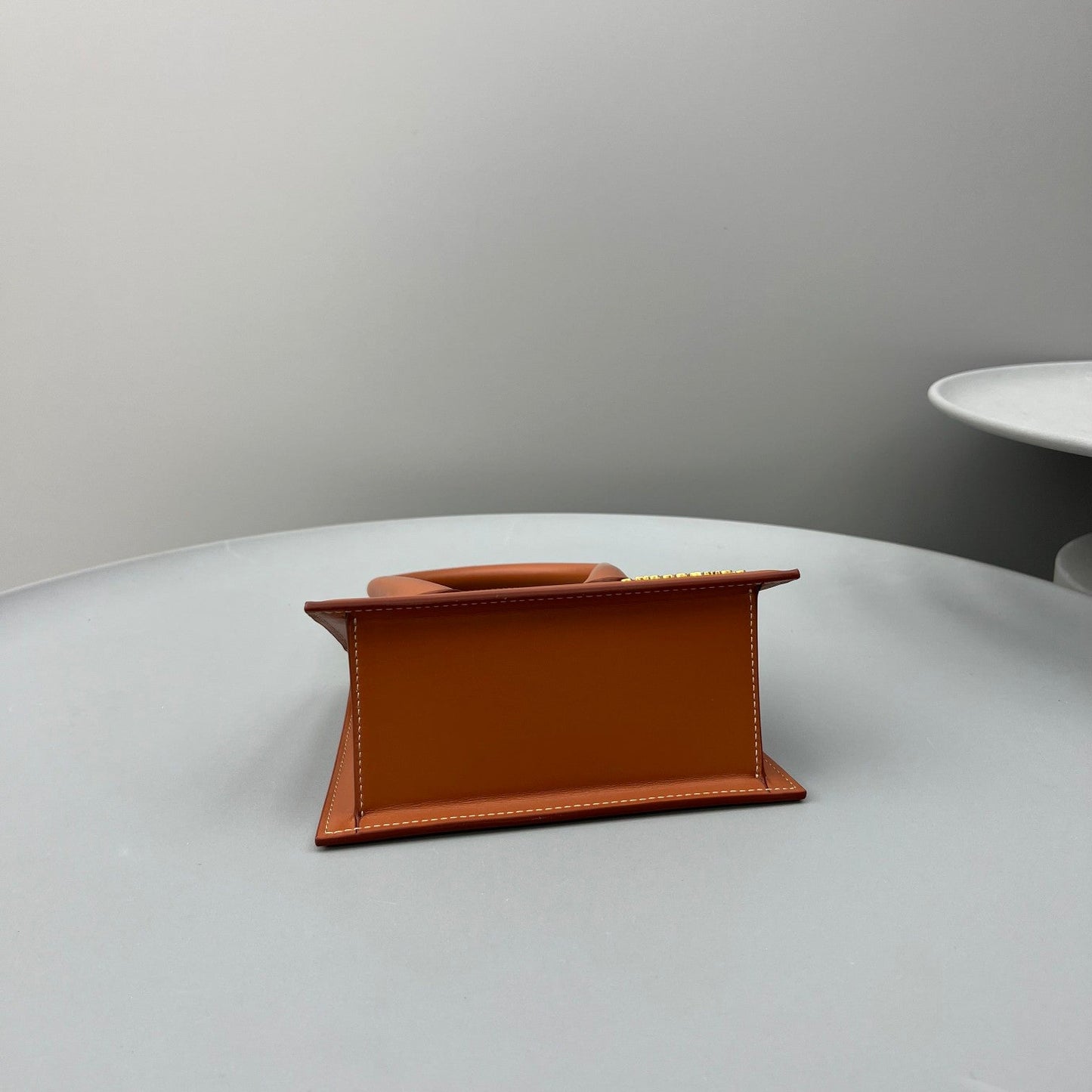 Pronta Entrega – Bolsa Modelo Jacquemus Le Chiquito Moyen