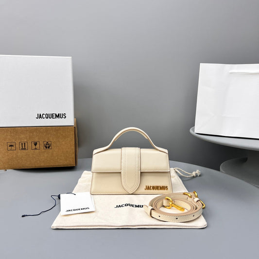 Pronta Entrega – Bolsa Modelo Jacquemus Tote Le Bambino de Couro