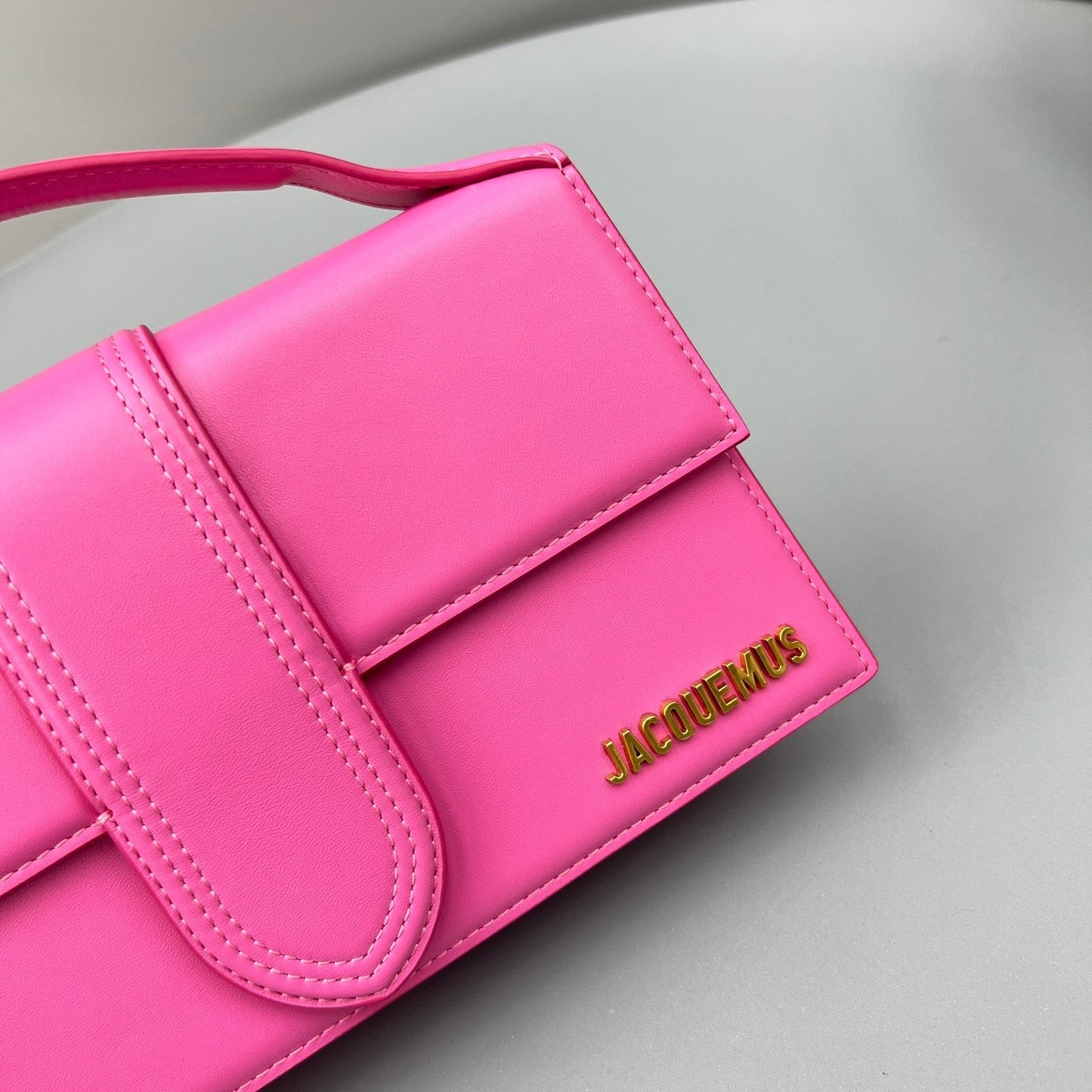 Pronta Entrega – Bolsa Modelo Jacquemus Tote Le Grand Bambino de Couro