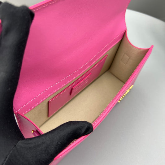 Pronta Entrega – Bolsa Modelo Jacquemus Tote Le Grand Bambino de Couro