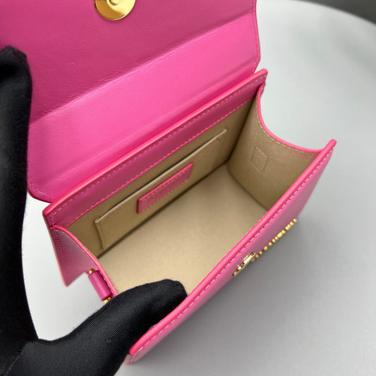 Pronta Entrega – Bolsa Modelo Jacquemus Le Chiquito Moyen
