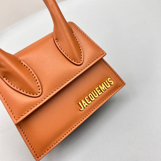 Pronta Entrega – Bolsa Modelo Jacquemus Le Chiquito