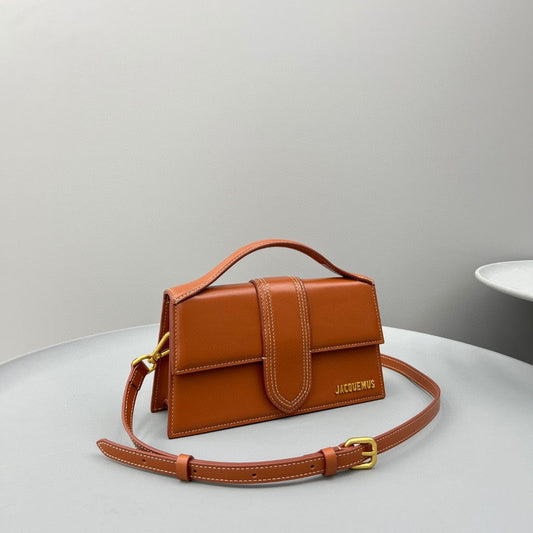 Pronta Entrega – Bolsa Modelo Jacquemus Tote Le Grand Bambino de Couro