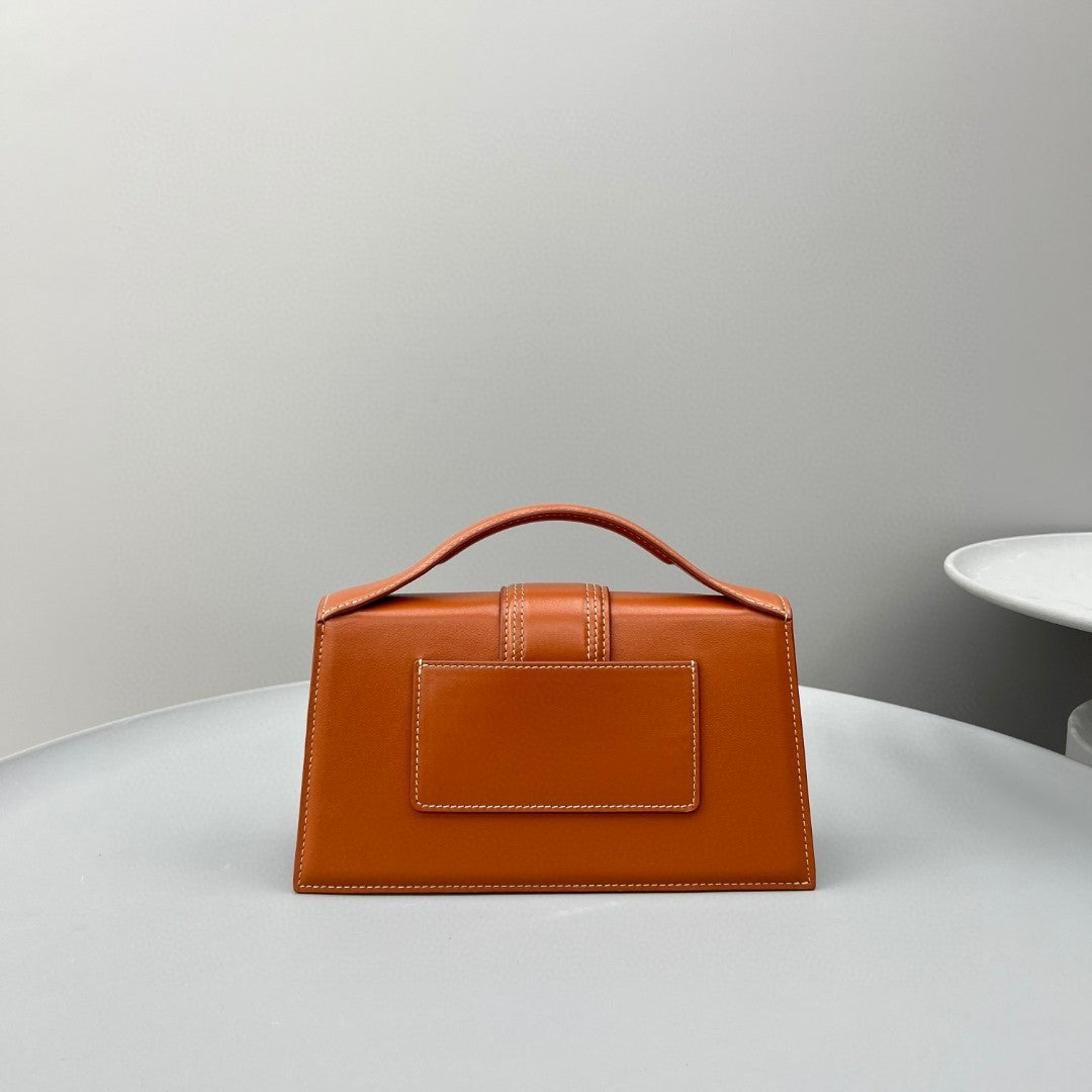 Pronta Entrega – Bolsa Modelo Jacquemus Tote Le Grand Bambino de Couro