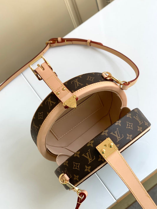 Pronta Entrega – Bolsa Louis Vuitton Petite Boite Chapeau