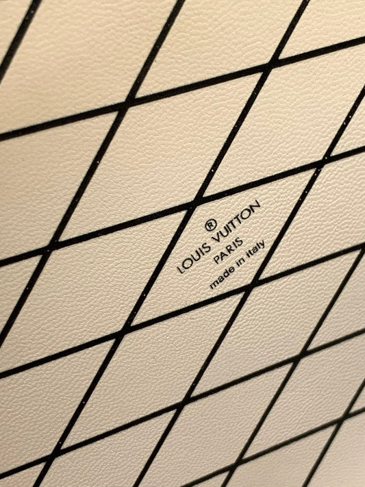 Pronta Entrega – Bolsa Louis Vuitton Petite Boite Chapeau