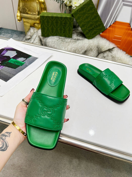Pronta Entrega – Slide Modelo Gucci GG matelassê de Couro