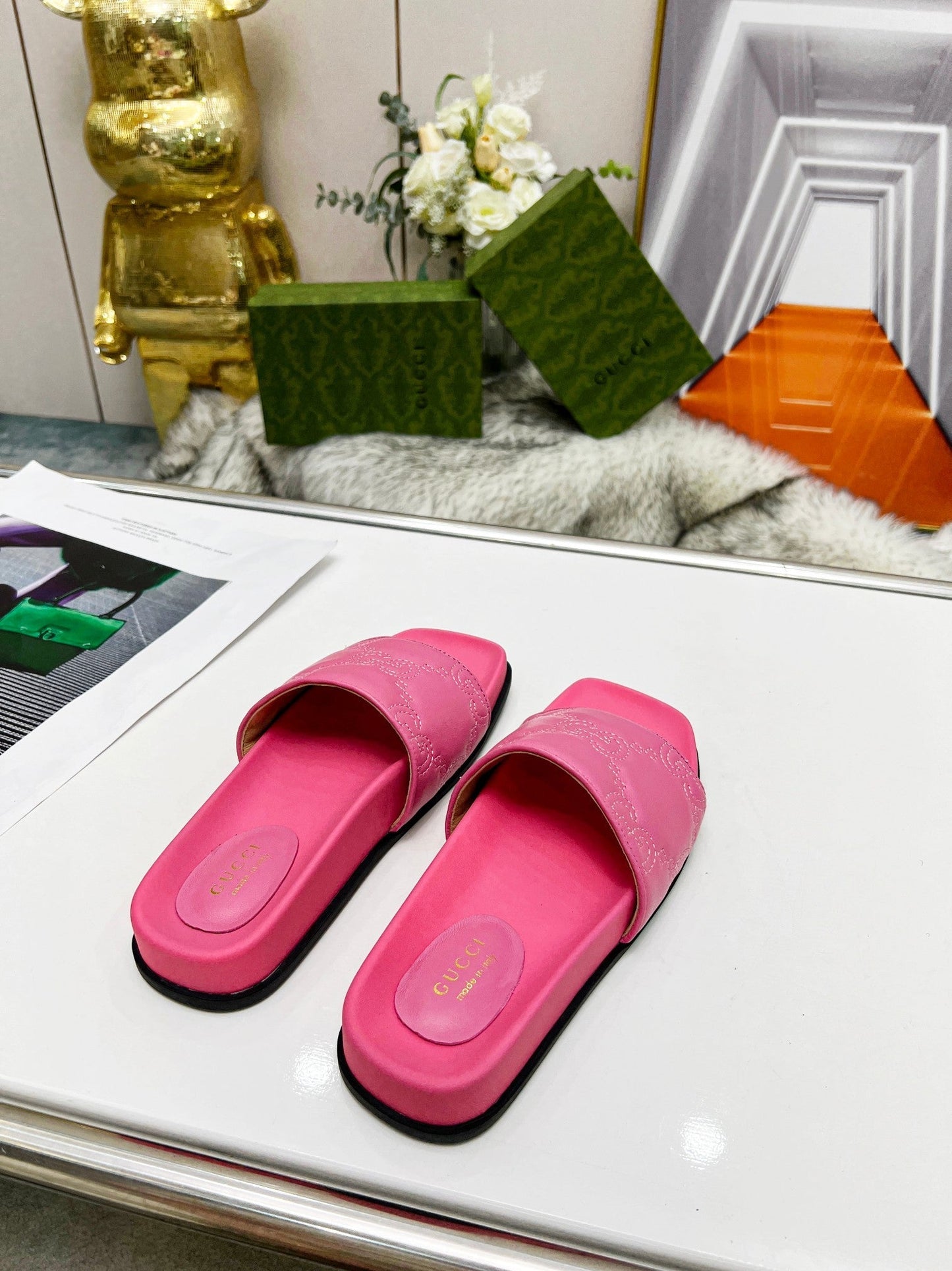 Pronta Entrega – Slide Modelo Gucci GG matelassê de Couro