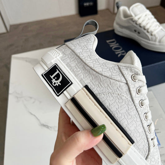 Pronta Entrega – Tênis Modelo Dior