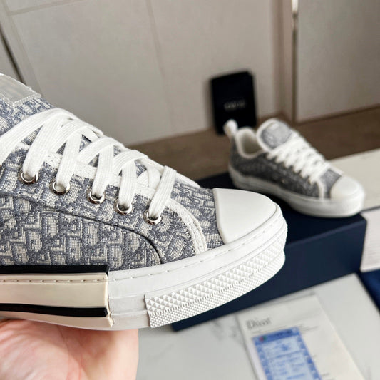 Pronta Entrega – Tênis Modelo Dior