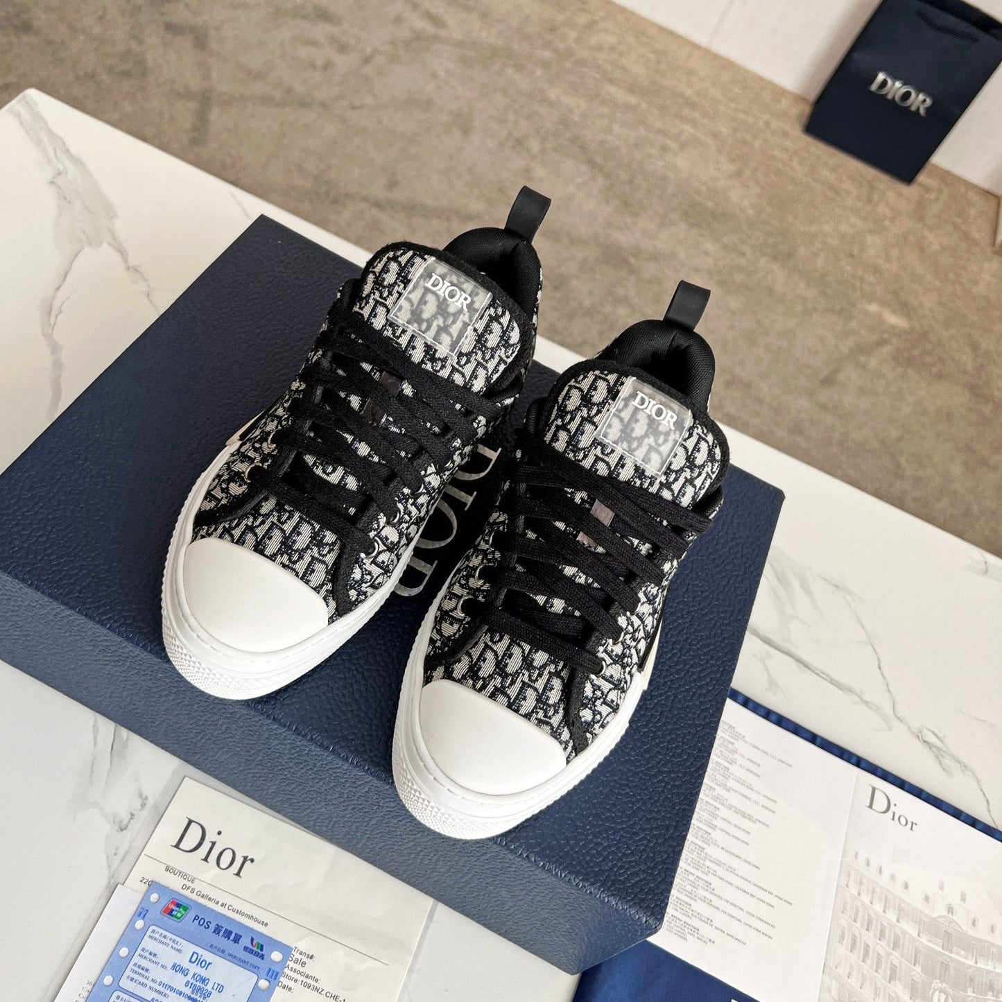 Pronta Entrega – Tênis Modelo Dior